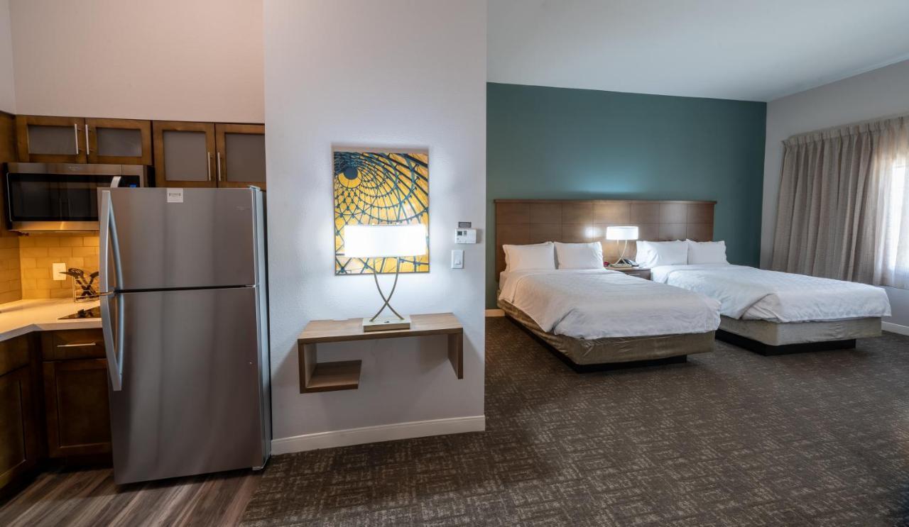 Staybridge Suites Houston East - Baytown By Ihg Стая снимка
