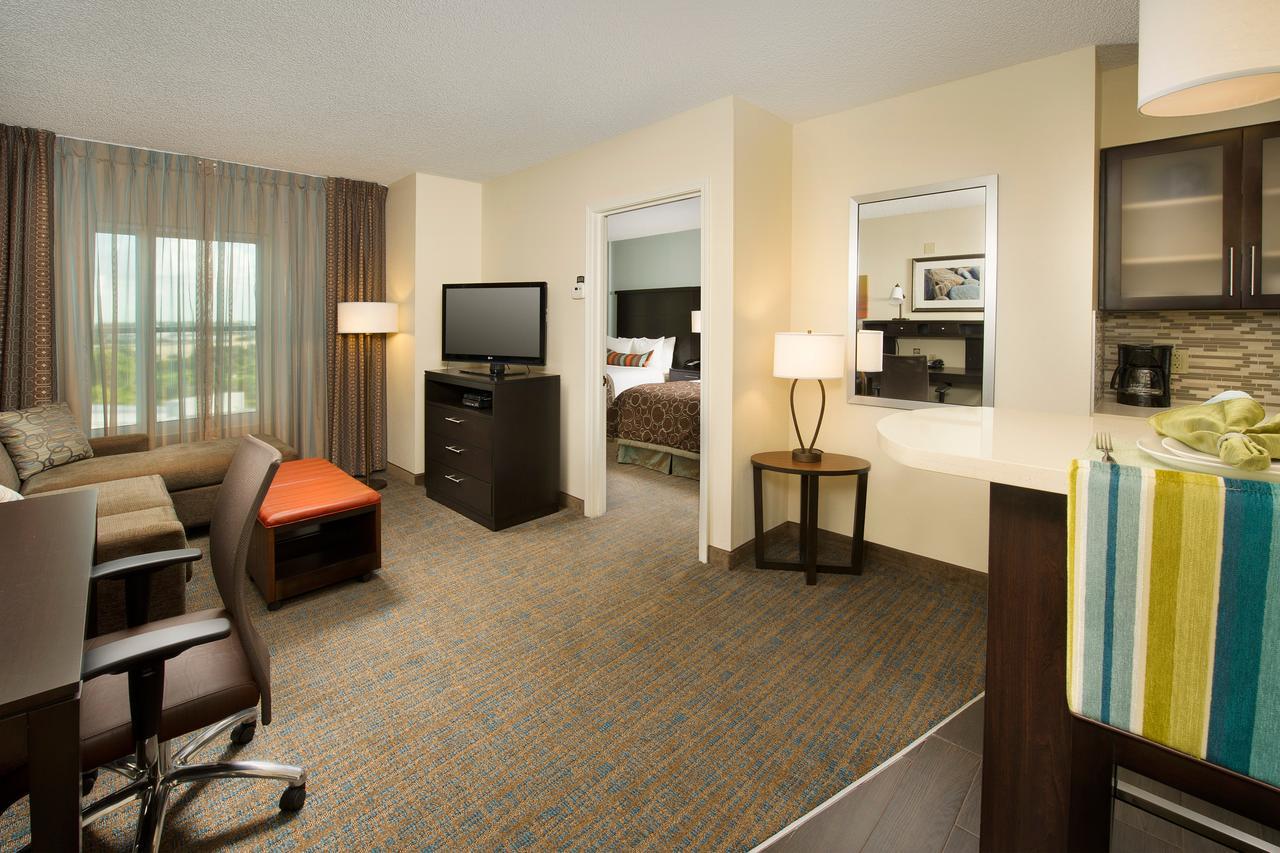 Staybridge Suites Houston East - Baytown By Ihg Екстериор снимка