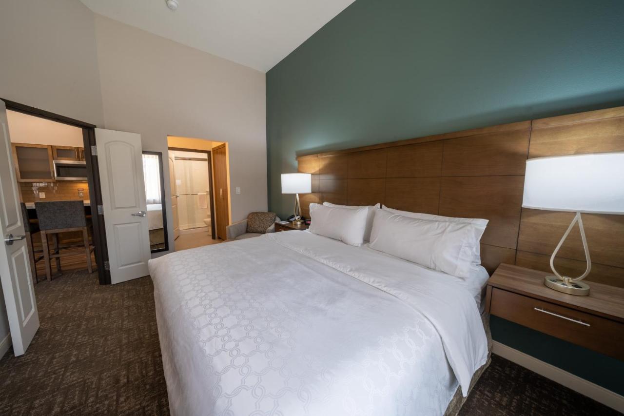 Staybridge Suites Houston East - Baytown By Ihg Екстериор снимка